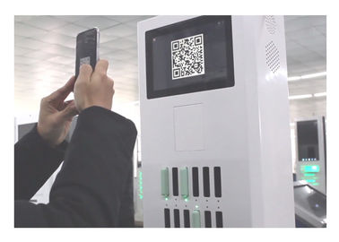 12 αυλακώσεις που διαφημίζουν κοινό σταθμό τράπεζας δύναμης LCD τον οθόνη που μοιράζεται το σύστημα ενοικίου τράπεζας δύναμης με APP ή τον αναγνώστη καρτών