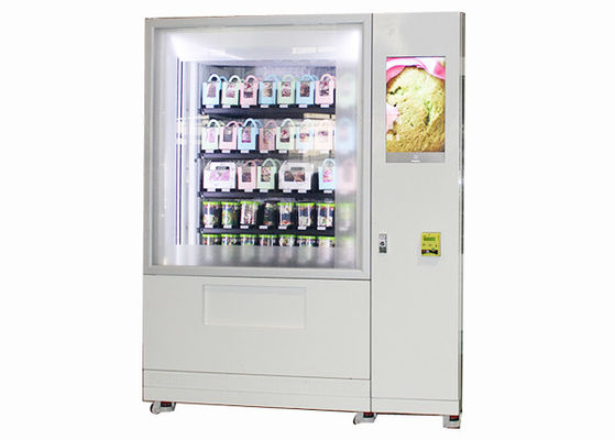 Υπαίθρια σαλάτα ψυγείων σε μια μηχανή πώλησης βάζων με την οθόνη αφής 32 ίντσας